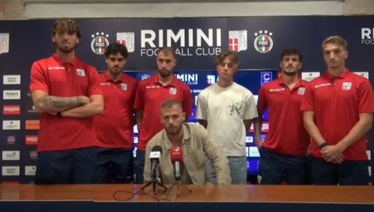 De Vitis e i veterani del Rimini in conferenza stampa - www.lacasadic.com