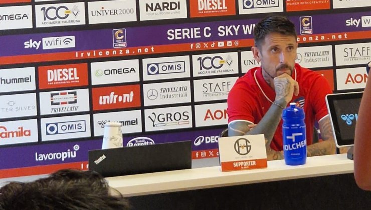 l'allenatore della pro patria leandro greco