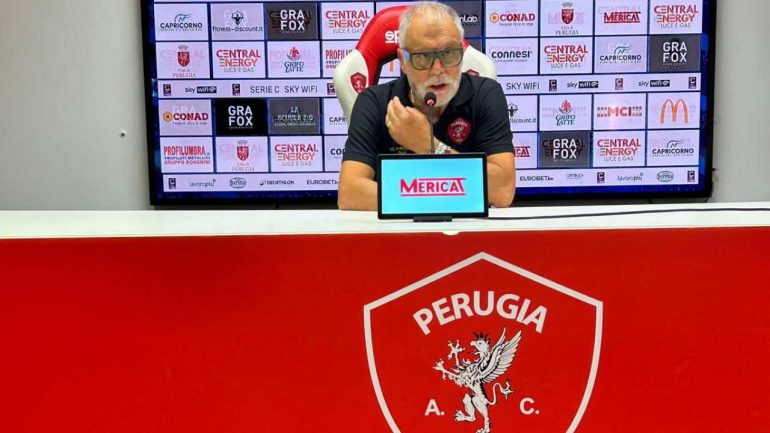 l'allenatore del perugia piero braglia