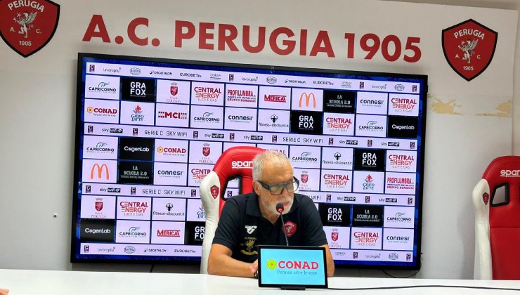 l'allenatore del perugia piero braglia