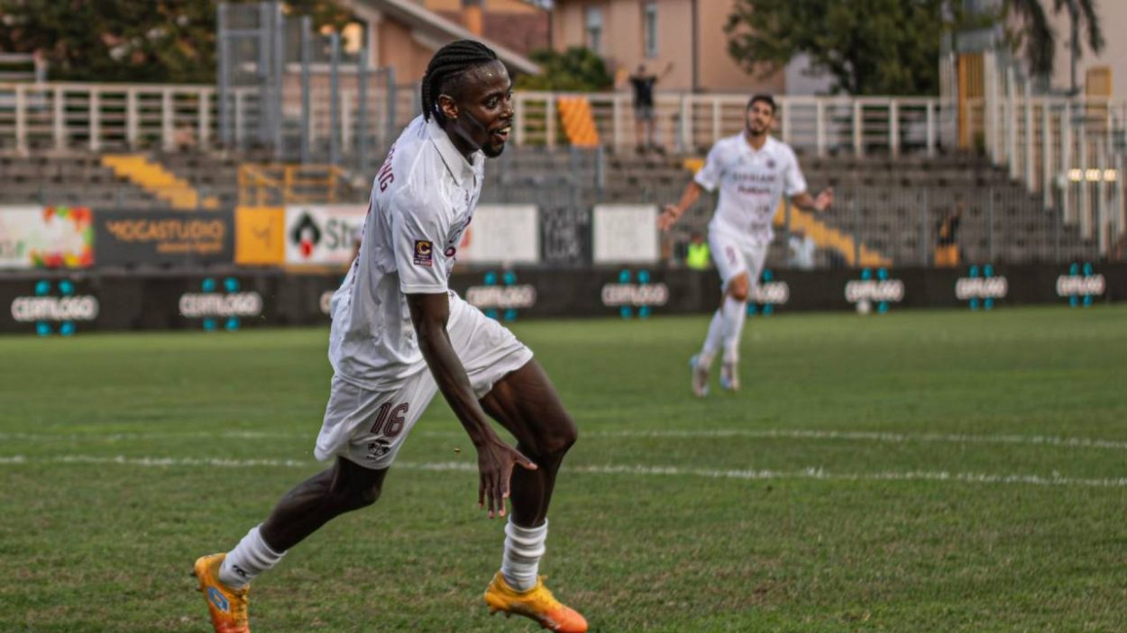 Joshua Tenkorang, centrocampista Ravenna