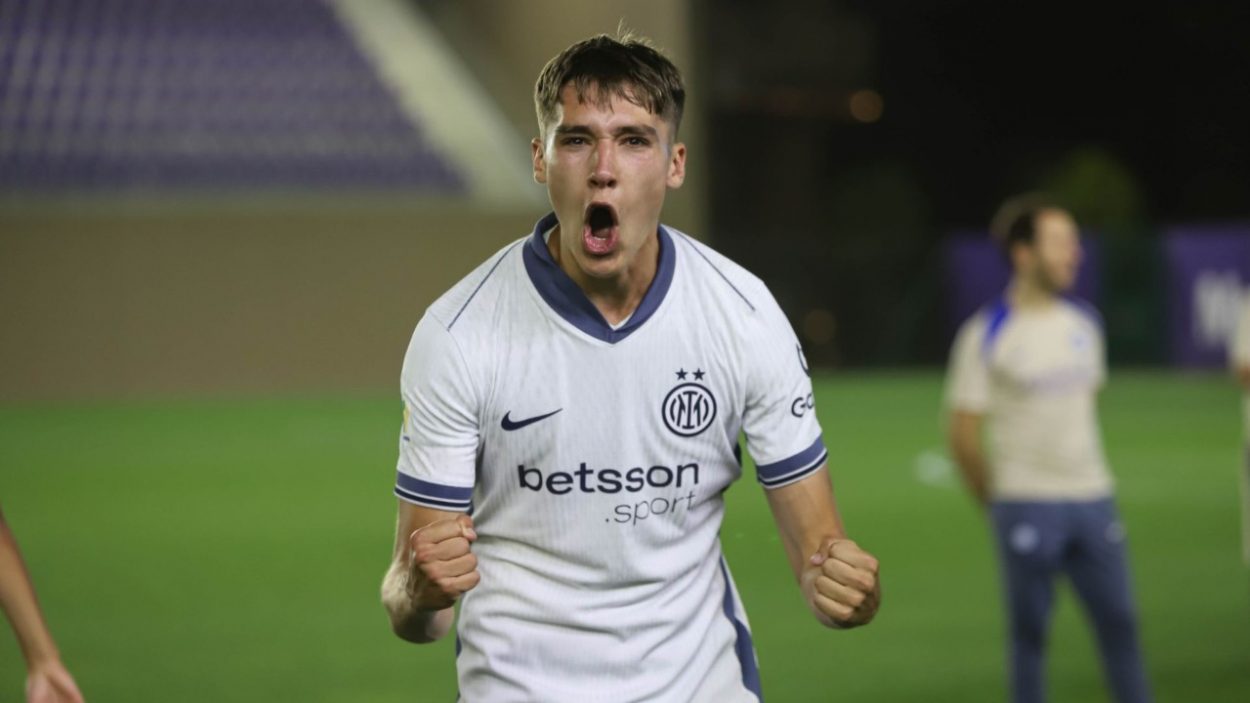 Leonardo Bovo esulta con la maglia dell'Inter (credit: Martina Cutrona) - www.lacasadic.com
