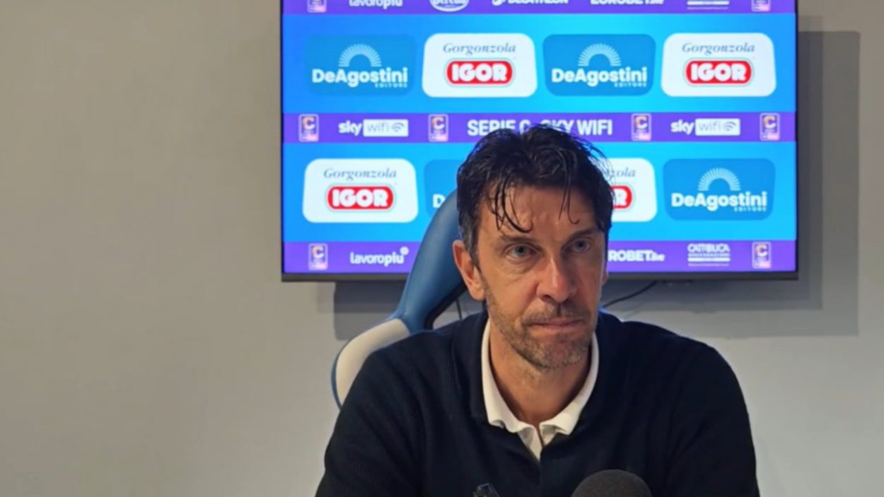 L'allenatore del Novara, Zanchetta, in conferenza stampa