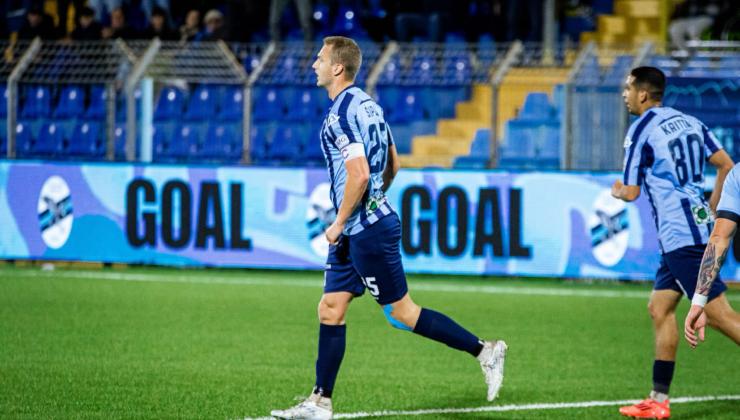 Sipos con la maglia del Lecco