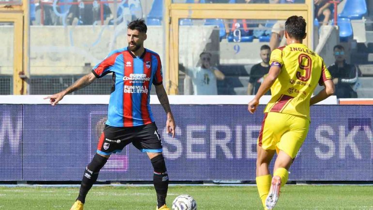 Di Gennaro a duello con Inglese nella vittoria del suo Catania contro la Salernitana