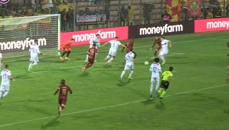 Ravenna-Gubbio, il gol di Di Marco dopo 25"