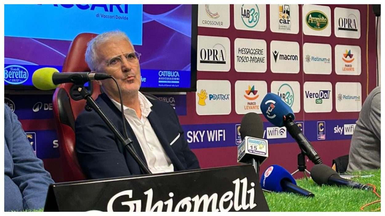 Roberto Venturato in conferenza stampa - credits La Casa Di C