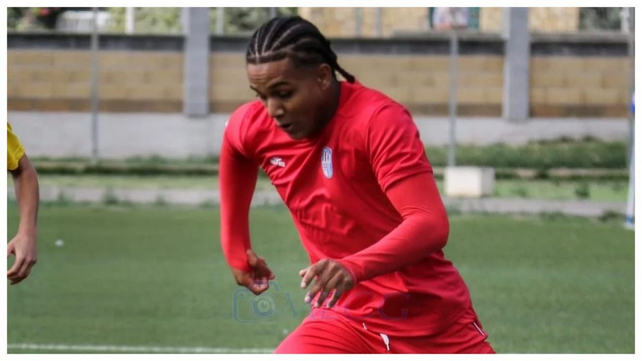 David Suazo Jr con la maglia del Monastir