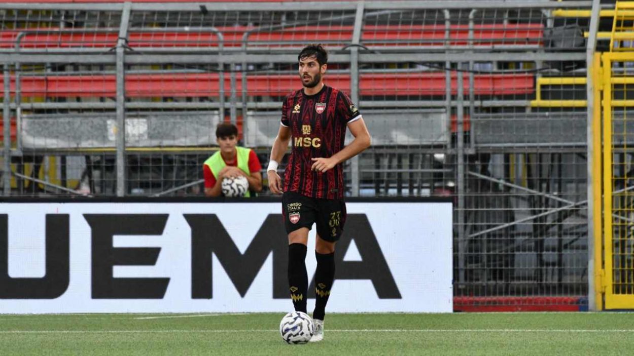 Carillo calciatore del Sorrento