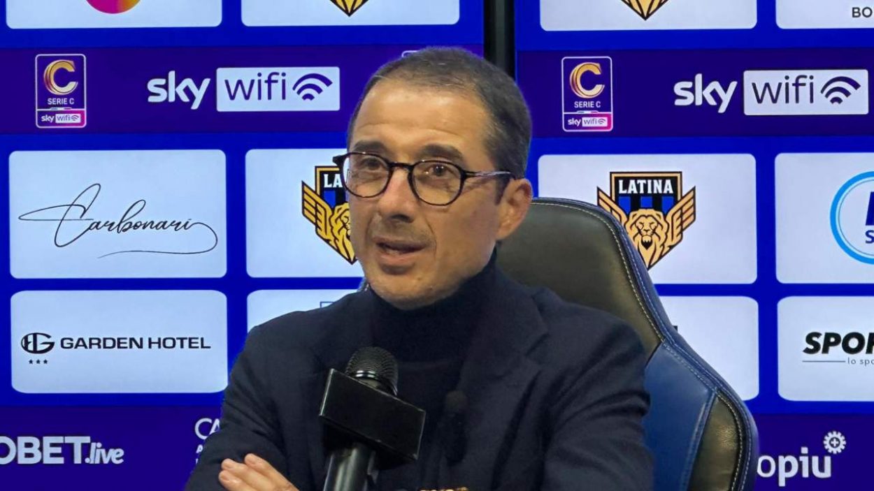 Crotone, l'allenatore Emilio Longo - Lacasadic.com