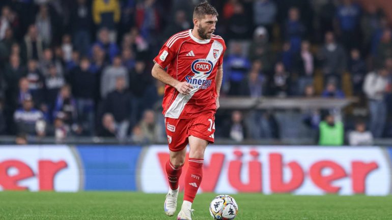 Francesco Galuppini, attaccante del Mantova. Credit: IMAGO / www.lacasadic.com