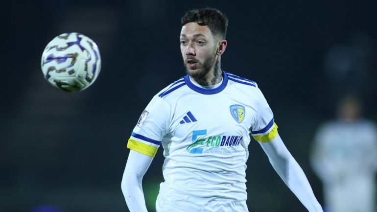 Michele Emmausso con la maglia dell'Audace Cerignola (credit: Audace Cerignola Calcio) - www.lacasadic.com