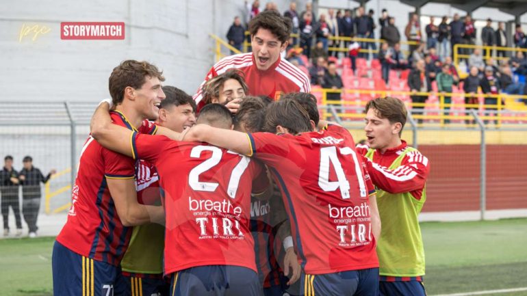 Potenza, esultanza di squadra (credit: Potenza Calcio, Nicola Remollino) - www.lacasadic.com