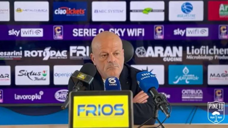 Di Giuseppe in conferenza stampa