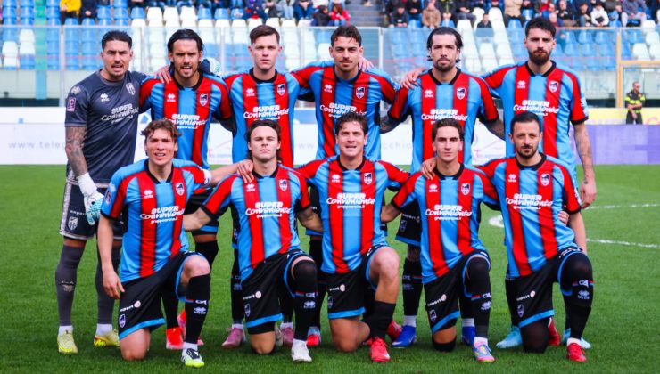 Squadra del Catania (credit: Riccardo Caruso) - www.lacasadic.com