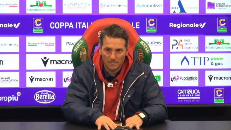 Pietro De Giorgio in conferenza stampa - www.lacasadic.com