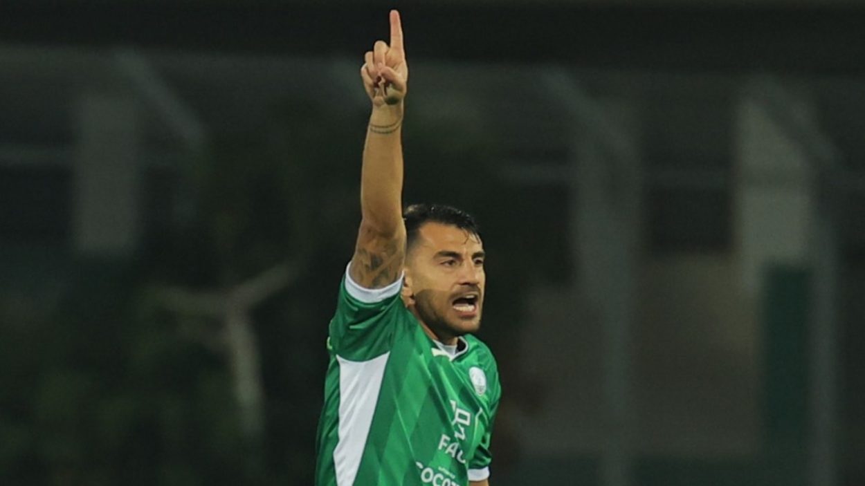 Mirko Miceli in azione con la maglia del Monopoli / Credit: SS Monopoli 1966