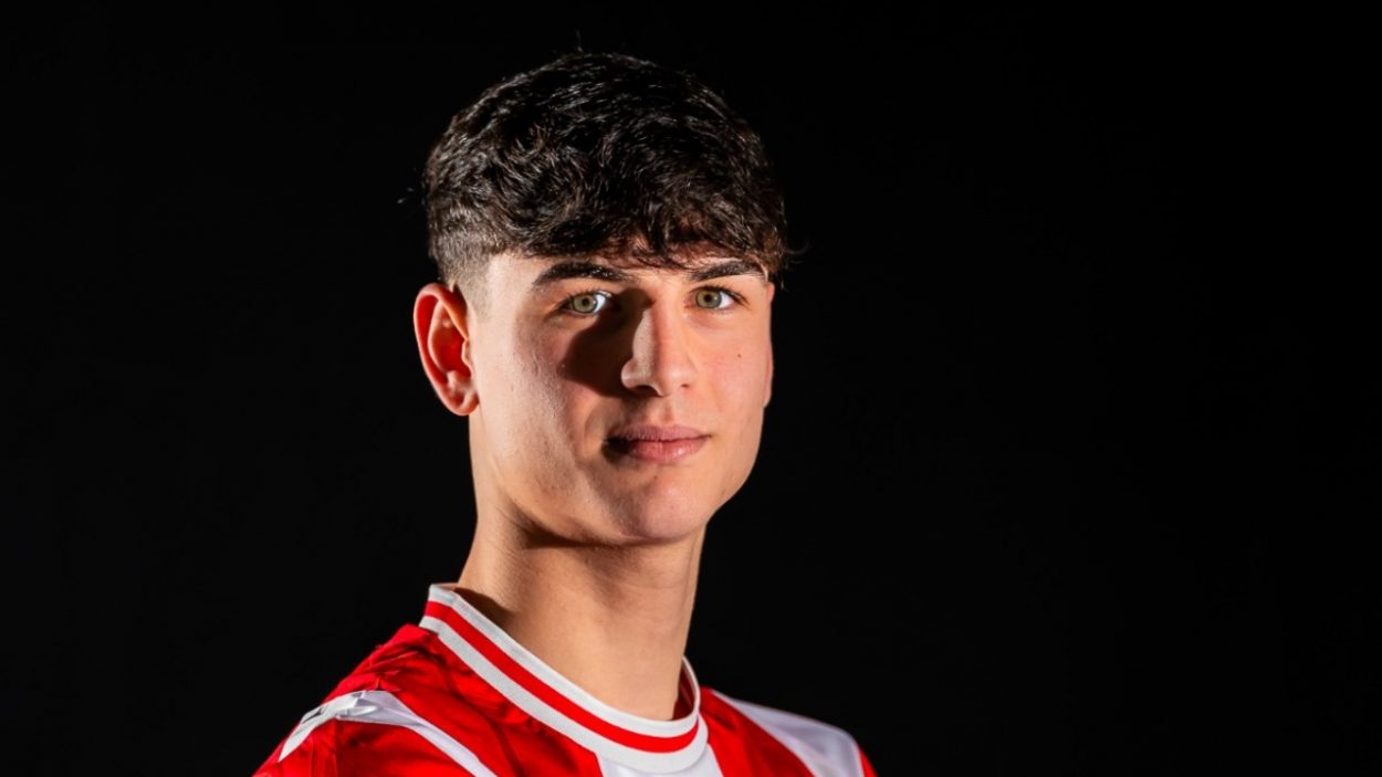 Alessandro Rizza con la maglia della Vis Pesaro (Credit:Vis Pesaro 1898)/www.lacasadic.com