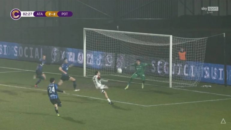 Mazzeo segna il gol del pareggio contro l'Atalanta Under23 - www.lacasadic.com