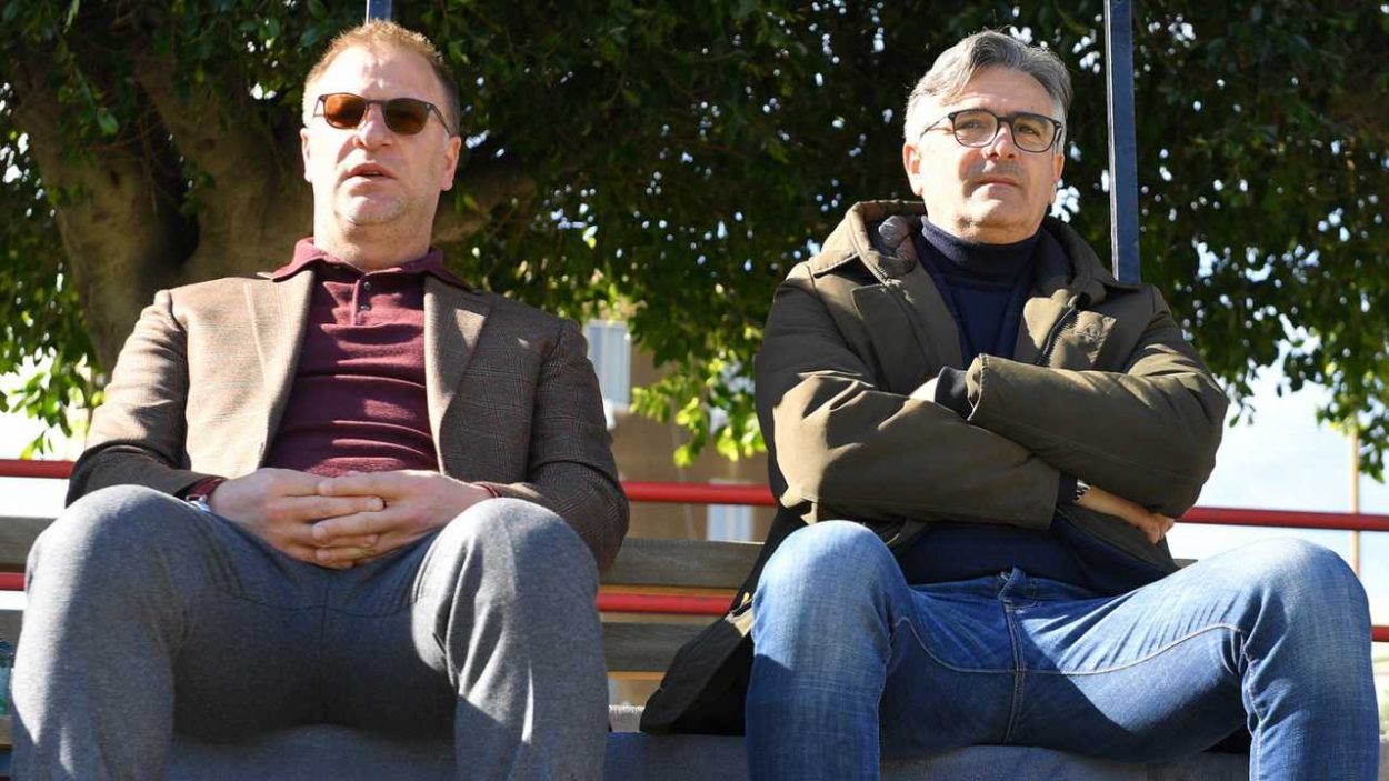 Vincenzo Grella e Ivano Pastore a confronto durante un allenamento del Catania